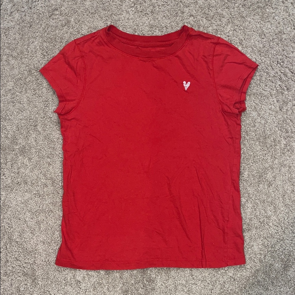 Universal Thread tee